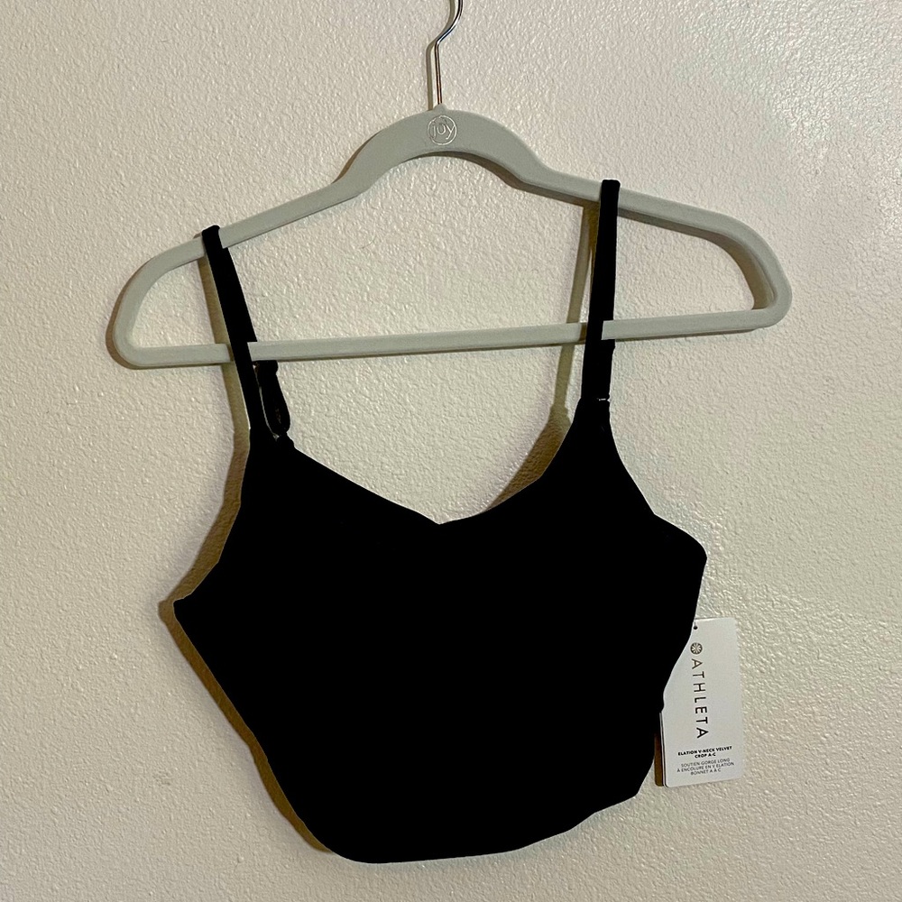 ELATION V-NECK VELVET CROP A-C
Size M